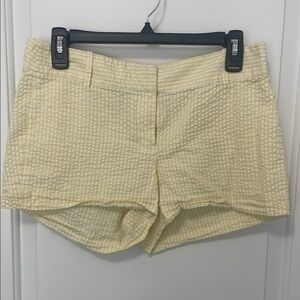 J. Crew Yellow Seersucker Shorts Lightweight Summer Essential size 6.